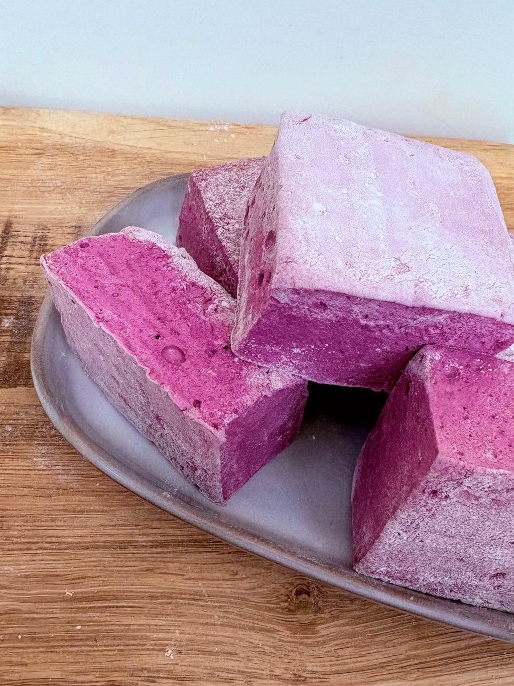 Santa’s Bevvy Gourmet Marshmallows | Mulled Wine Christmas Gift Can